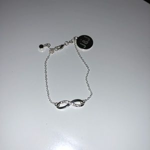 Women’s bracelet